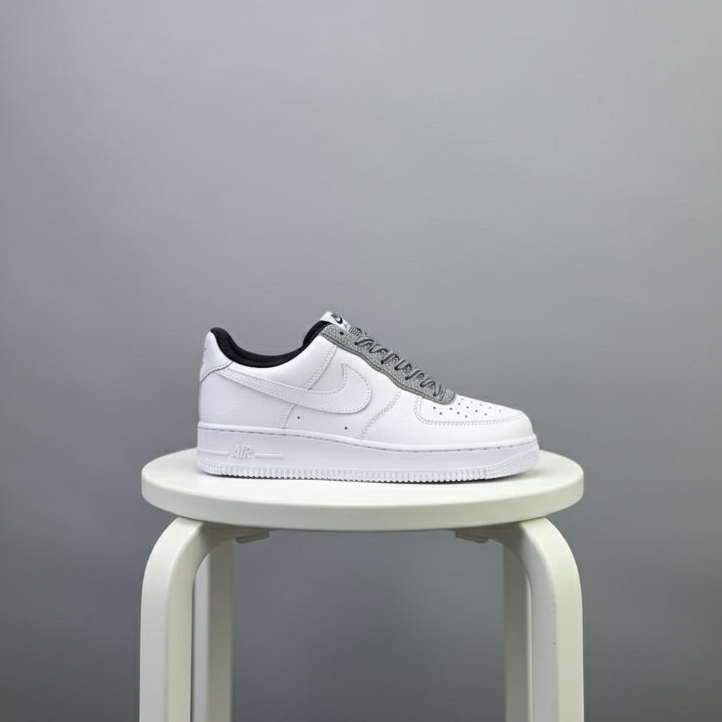 Nike AF 1 Low – White/Black Detail